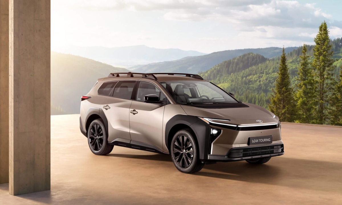 Toyota bZ4X Touring inruildeals - €2.000 voordeel