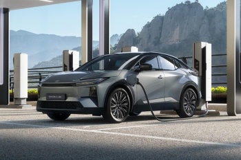 Toyota C-HR+ Zakelijke lease actie