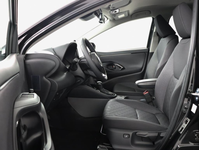 Toyota Yaris - 1.5 Hybrid 115 First Edition 14