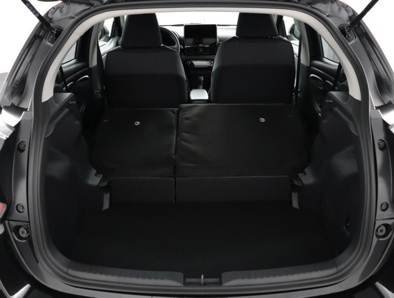 Toyota Yaris - 1.5 Hybrid 115 First Edition 23