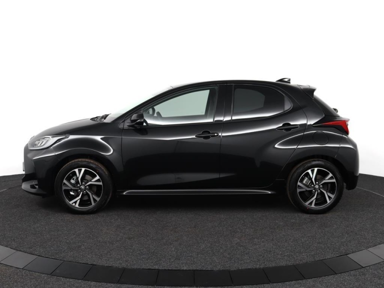 Toyota Yaris - 1.5 Hybrid 115 First Edition 3