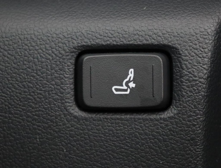 Toyota Yaris - 1.5 Hybrid 115 First Edition 38