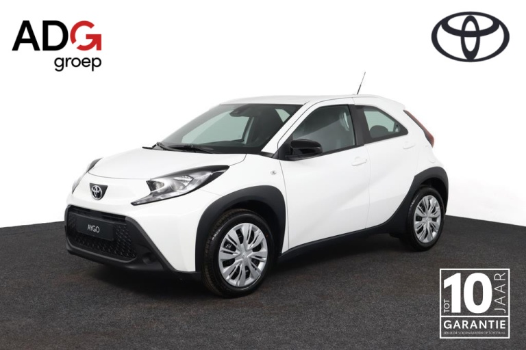 Toyota Aygo X - 1.0 VVT-i MT Play 1