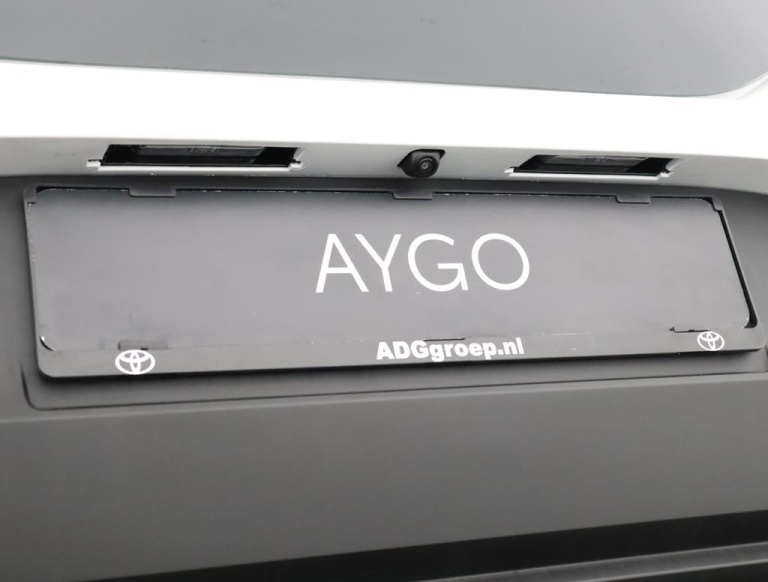 Toyota Aygo X - 1.0 VVT-i MT Play 36