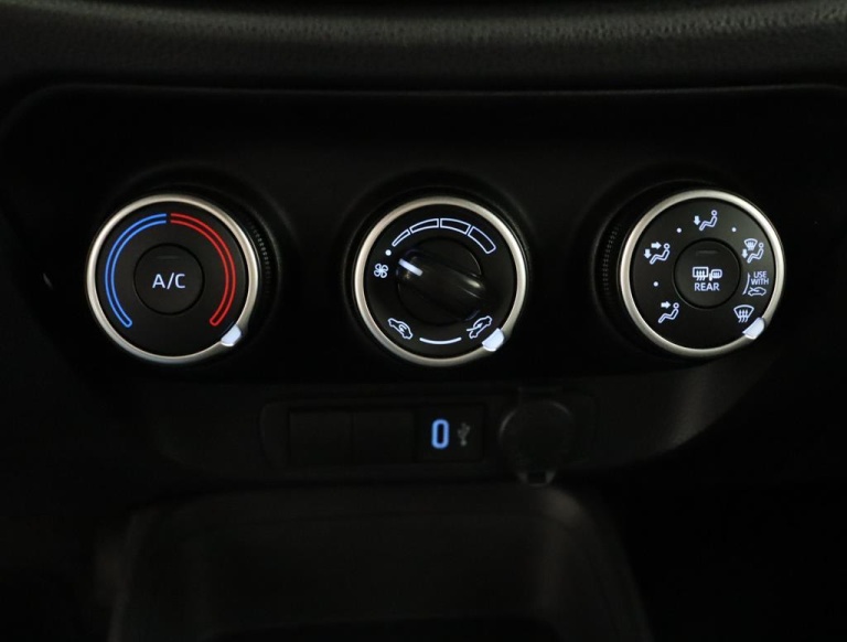 Toyota Aygo X - 1.0 VVT-i MT Play 7