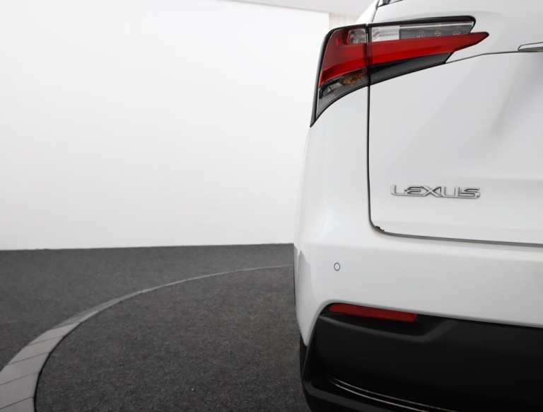 Lexus NX - 300h AWD F Sport Line 40