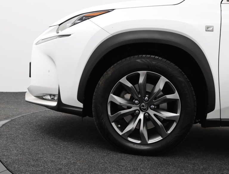 Lexus NX - 300h AWD F Sport Line 45
