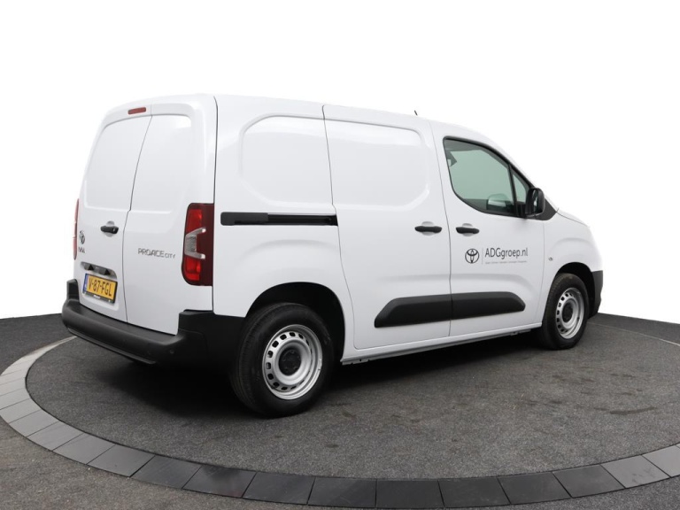 Toyota PROACE CITY - 1.5 D-4D Live 2