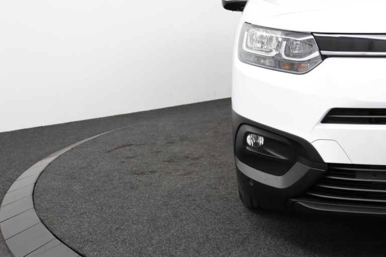 Toyota PROACE CITY - 1.5 D-4D Live 31
