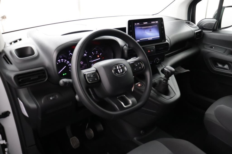 Toyota PROACE CITY - 1.5 D-4D Live 4