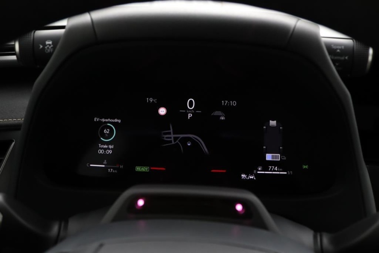 Lexus UX - 300h Luxury Line 46