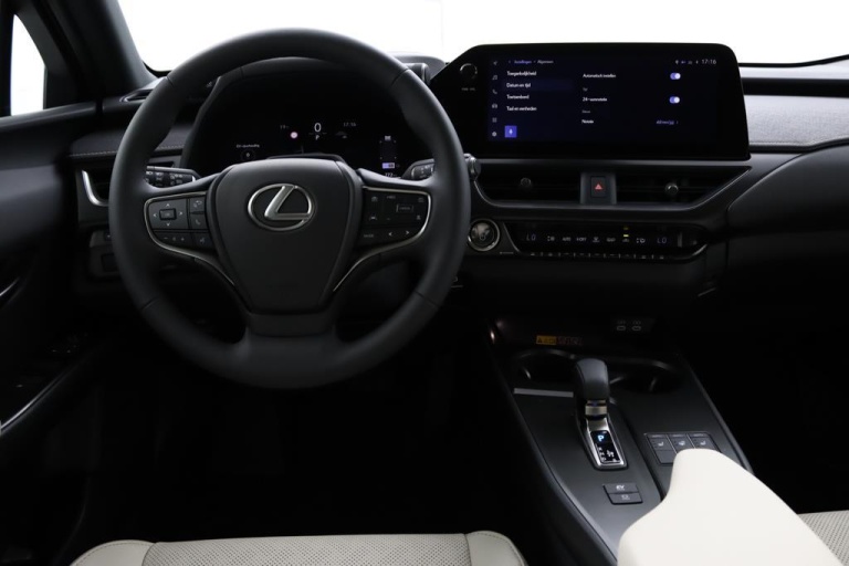 Lexus UX - 300h Luxury Line 50