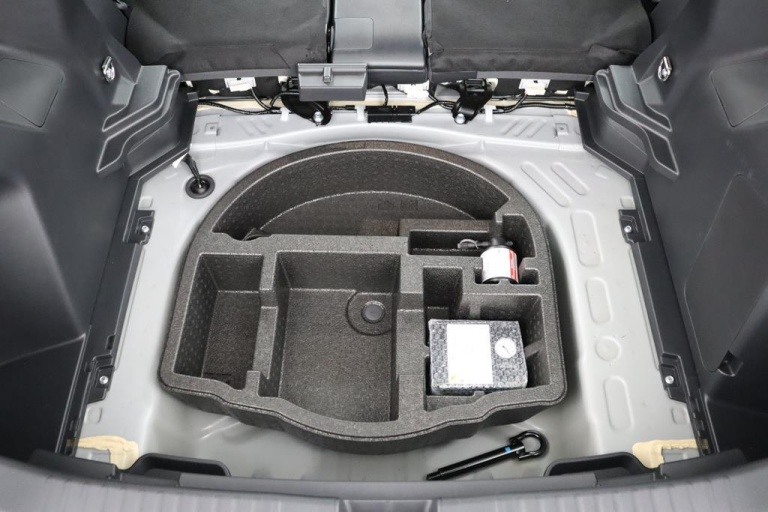Toyota Yaris Cross - 1.5 Hybrid 130 Launch Edition 32