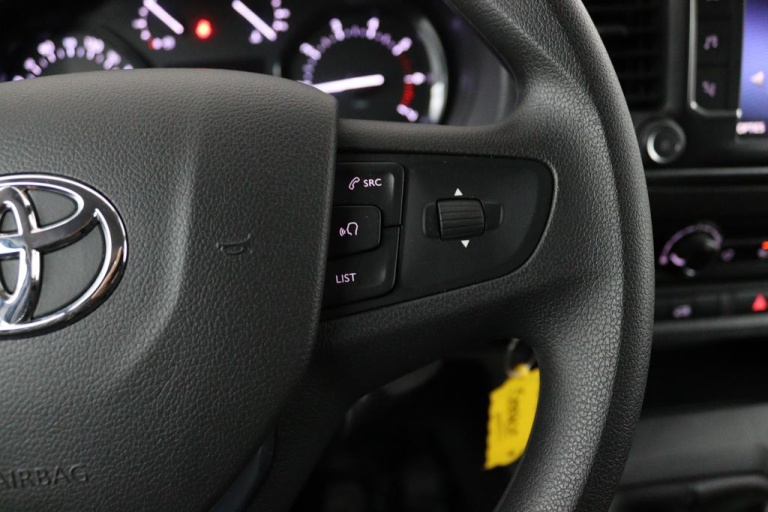 Toyota PROACE Long Worker - 2.0 D-4D Live 21