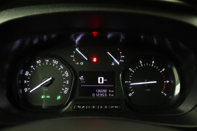 Toyota PROACE Long Worker - 2.0 D-4D Live 23