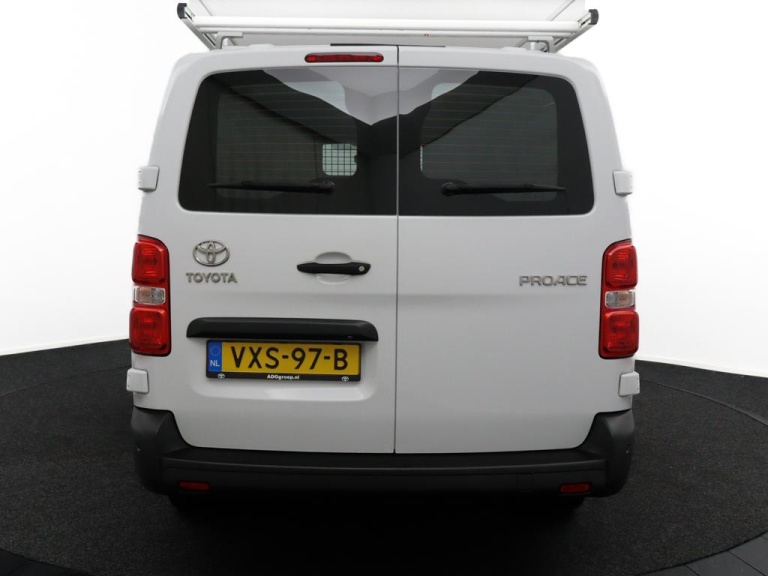 Toyota PROACE Long Worker - 2.0 D-4D Live 8