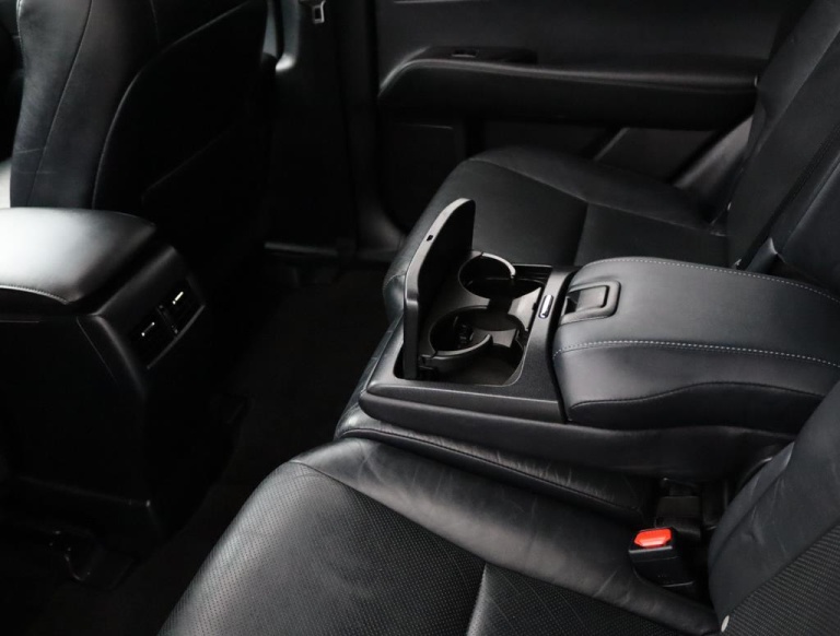 Lexus RX - 450h 4WD Tech Edition 46