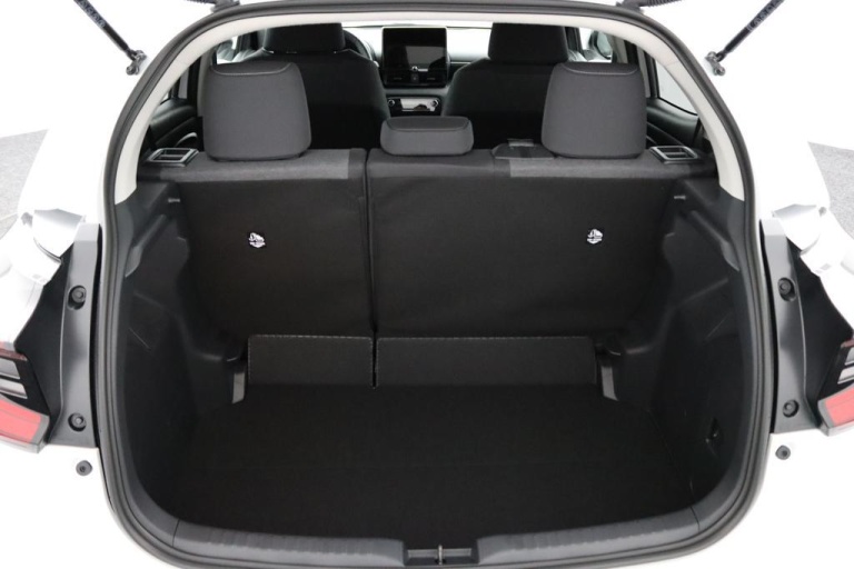 Toyota Yaris - 1.5 Hybrid 115 First Edition 23