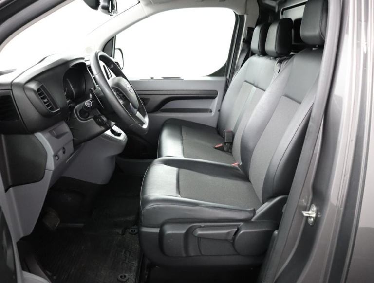 Toyota PROACE Worker - 2.0 D-4D Professional Long 16