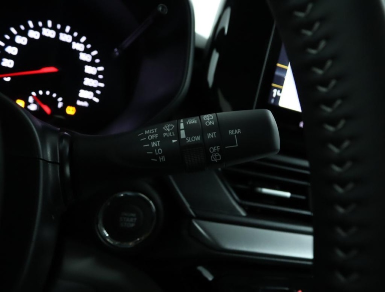 Suzuki Swift - 1.2 Style Smart Hybrid 31
