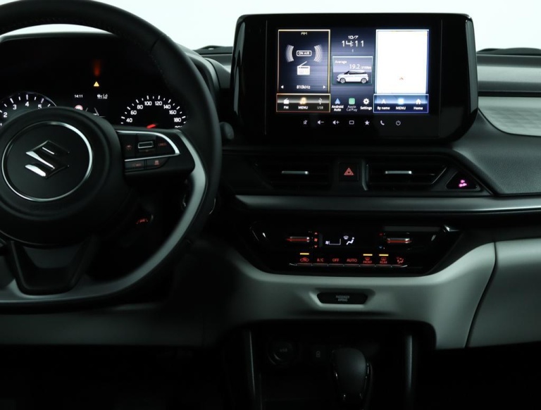 Suzuki Swift - 1.2 Style Smart Hybrid 48