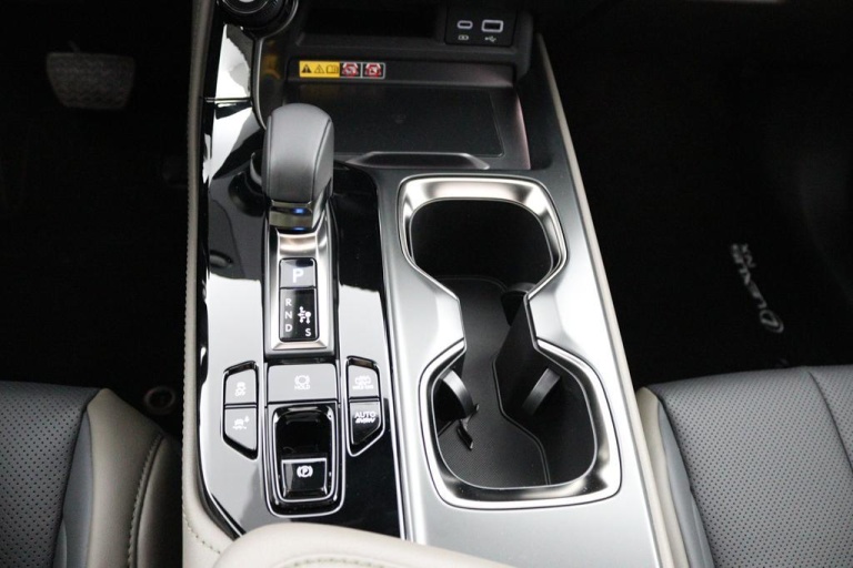 Lexus NX - 450h+ AWD Overtrail Line 26
