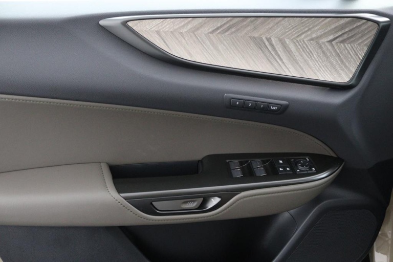 Lexus NX - 450h+ AWD Overtrail Line 28