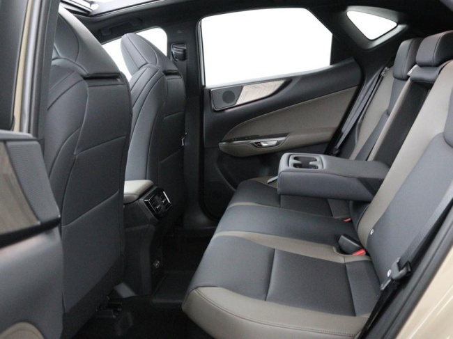 Lexus NX - 450h+ AWD Overtrail Line