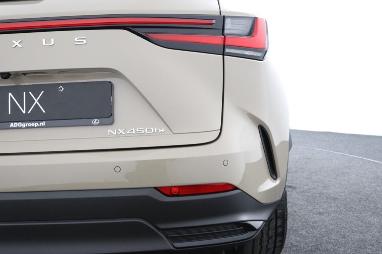 Lexus NX - 450h+ AWD Overtrail Line 40