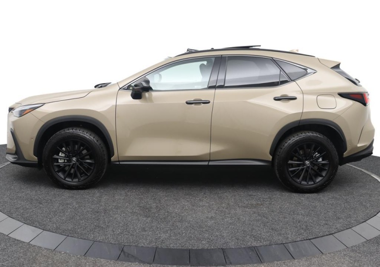 Lexus NX - 450h+ AWD Overtrail Line 49