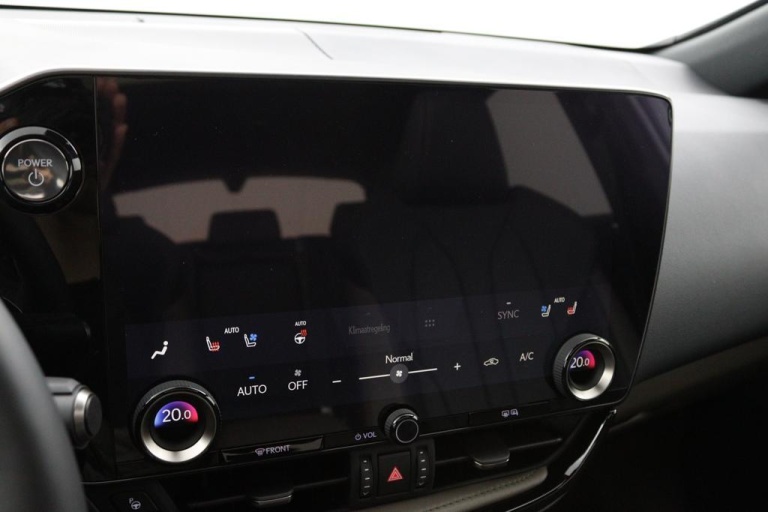 Lexus NX - 450h+ AWD Overtrail Line 7