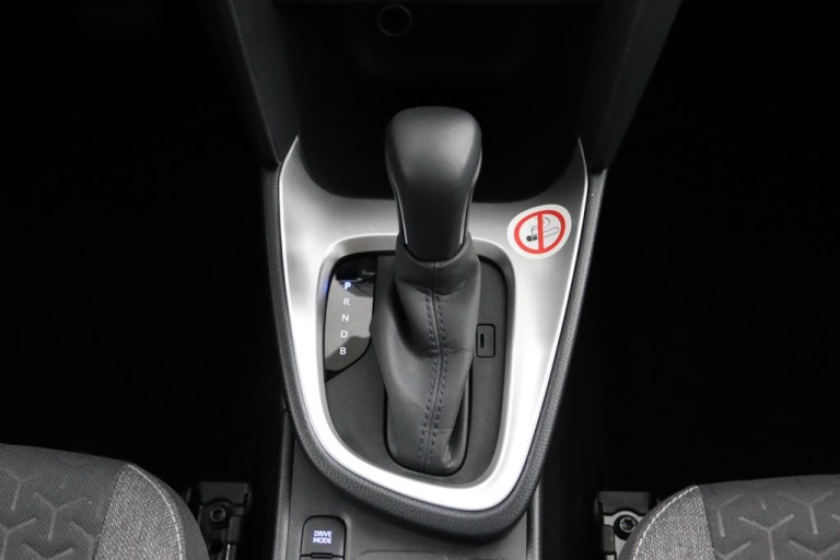 Toyota Yaris Cross - 1.5 Hybrid Dynamic 18