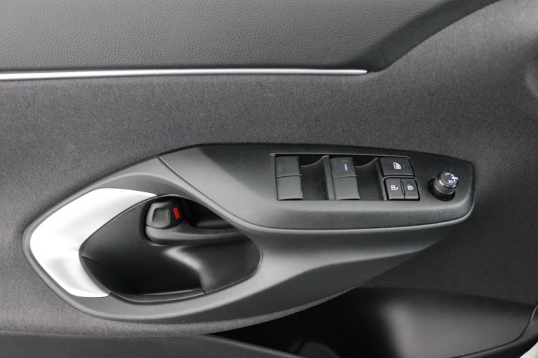 Toyota Yaris Cross - 1.5 Hybrid Dynamic 31