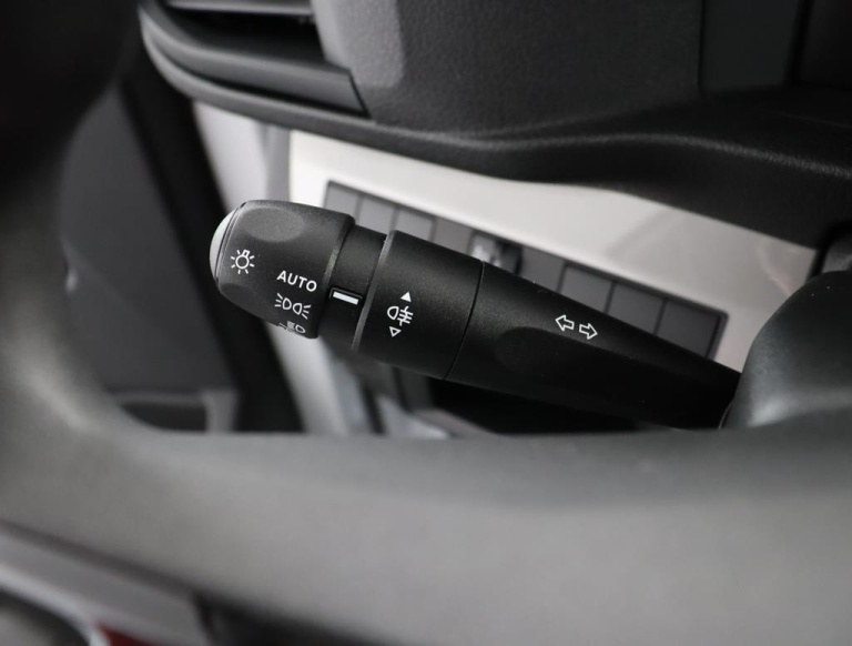Toyota PROACE Worker - 2.0 D-4D L1 Challenger 25