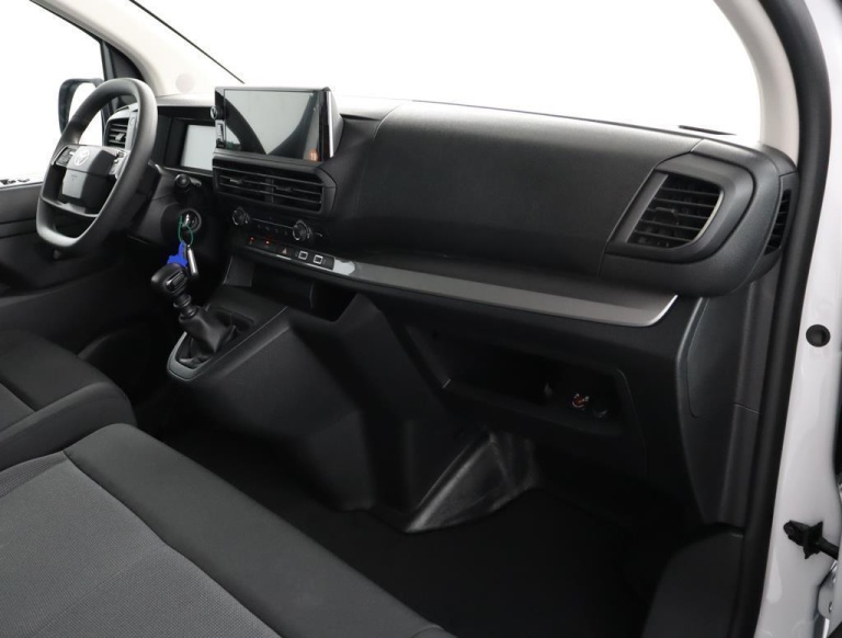 Toyota PROACE Worker - 2.0 D-4D L1 Challenger 38