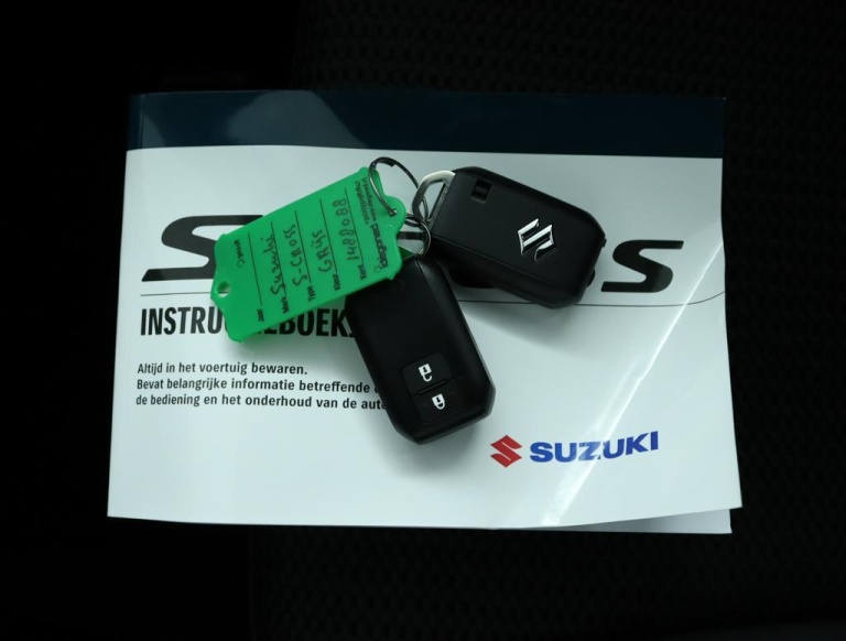 Suzuki S-Cross - 1.5 Hybrid Style 11