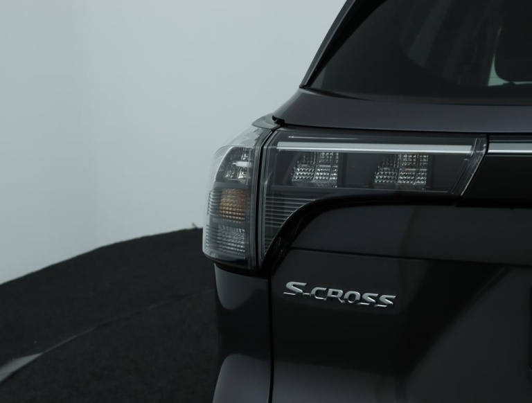 Suzuki S-Cross - 1.5 Hybrid Style 39