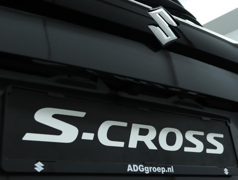 Suzuki S-Cross - 1.5 Hybrid Style 40