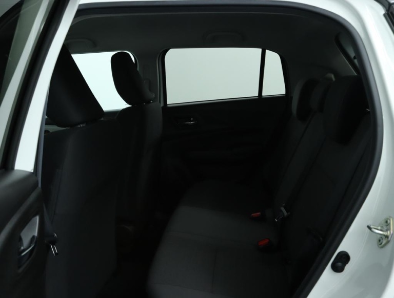 Suzuki Swift - 1.2 Style Smart Hybrid 18