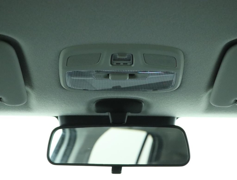 Suzuki Swift - 1.2 Style Smart Hybrid 32