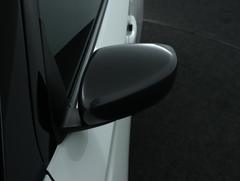 Suzuki Swift - 1.2 Style Smart Hybrid 35