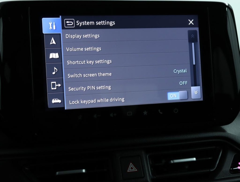 Suzuki Swift - 1.2 Style Smart Hybrid 43