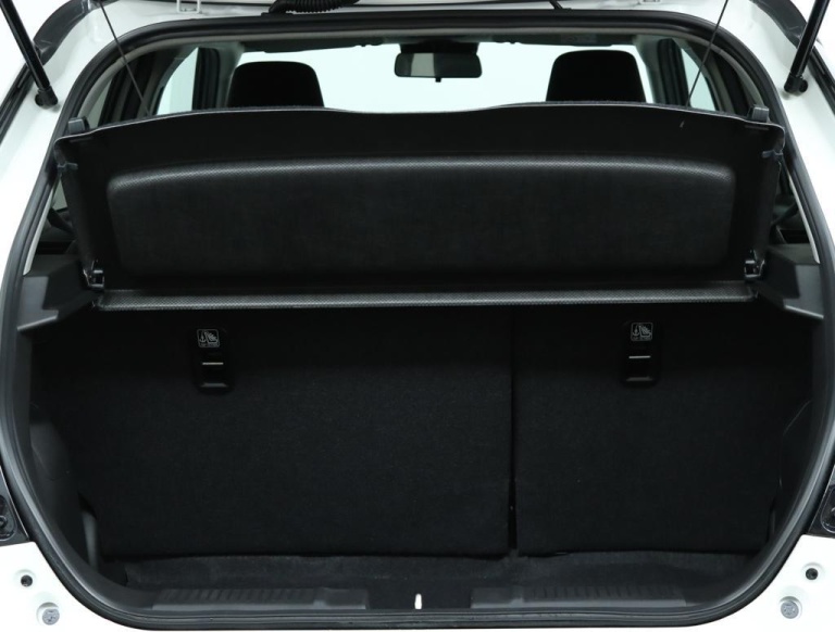 Suzuki Swift - 1.2 Style Smart Hybrid 48