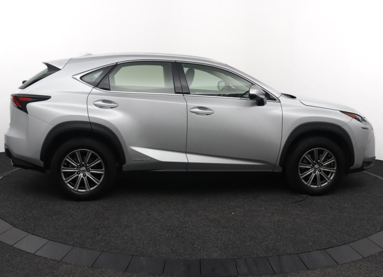 Lexus NX - 300h AWD 25th Edition 12