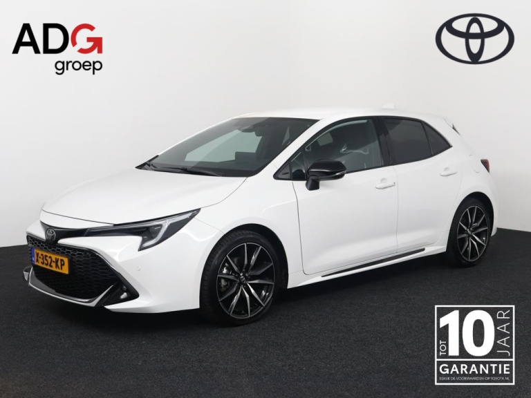 Toyota Corolla - Hybrid 140 GR Sport 1