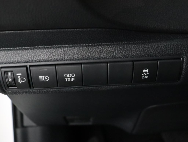 Toyota Corolla - Hybrid 140 GR Sport 27