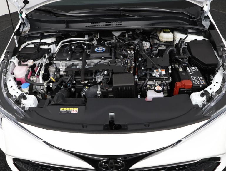 Toyota Corolla - Hybrid 140 GR Sport 31
