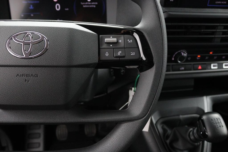 Toyota PROACE Long Worker - 2.0 D-4D L2 Challenger 21