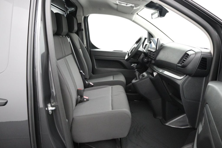 Toyota PROACE Long Worker - 2.0 D-4D L2 Challenger 22