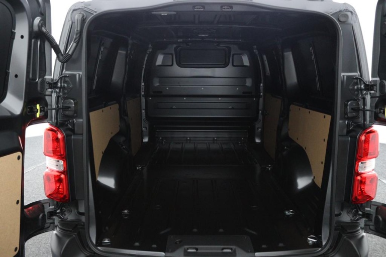Toyota PROACE Long Worker - 2.0 D-4D L2 Challenger 23